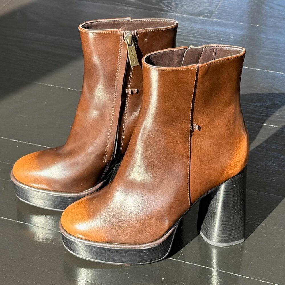 Brown Micheal Kors Heeled Leather Boots
